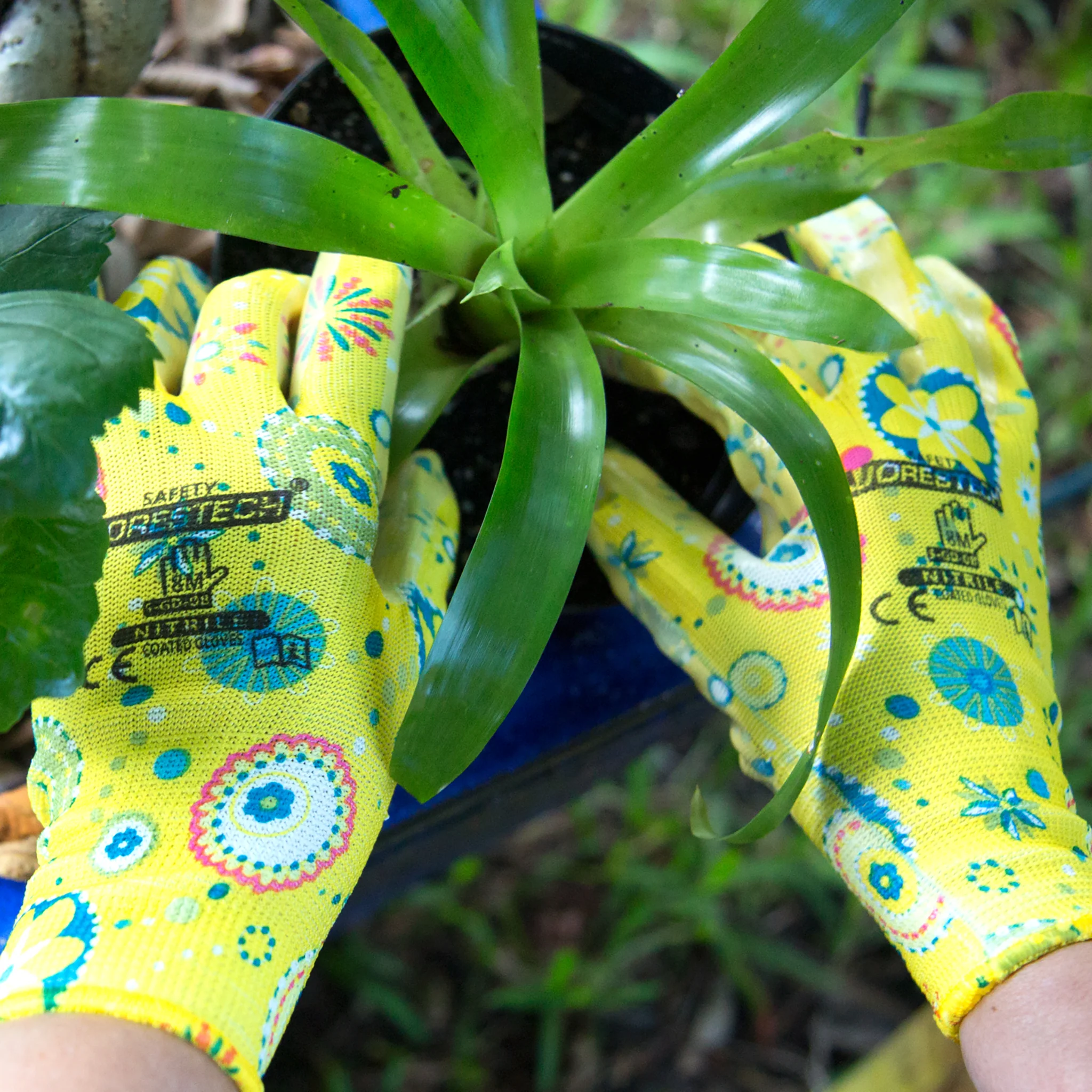 Safety Gardening Gloves with Nitrile Dipped Palms – Pack of 12 - Image 6